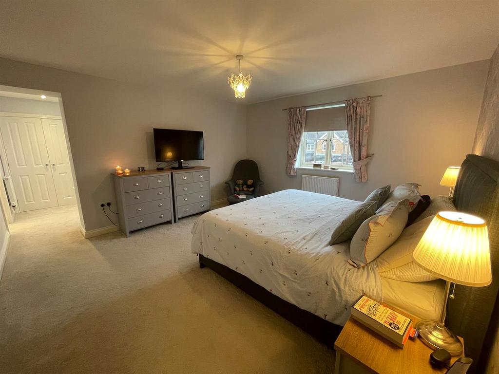 Principle bedroom