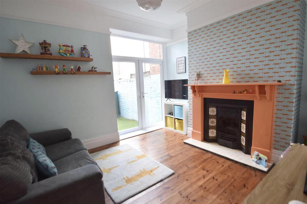 Queens Road Whitley Bay 4 Bed Terraced House £450 000 Free Download