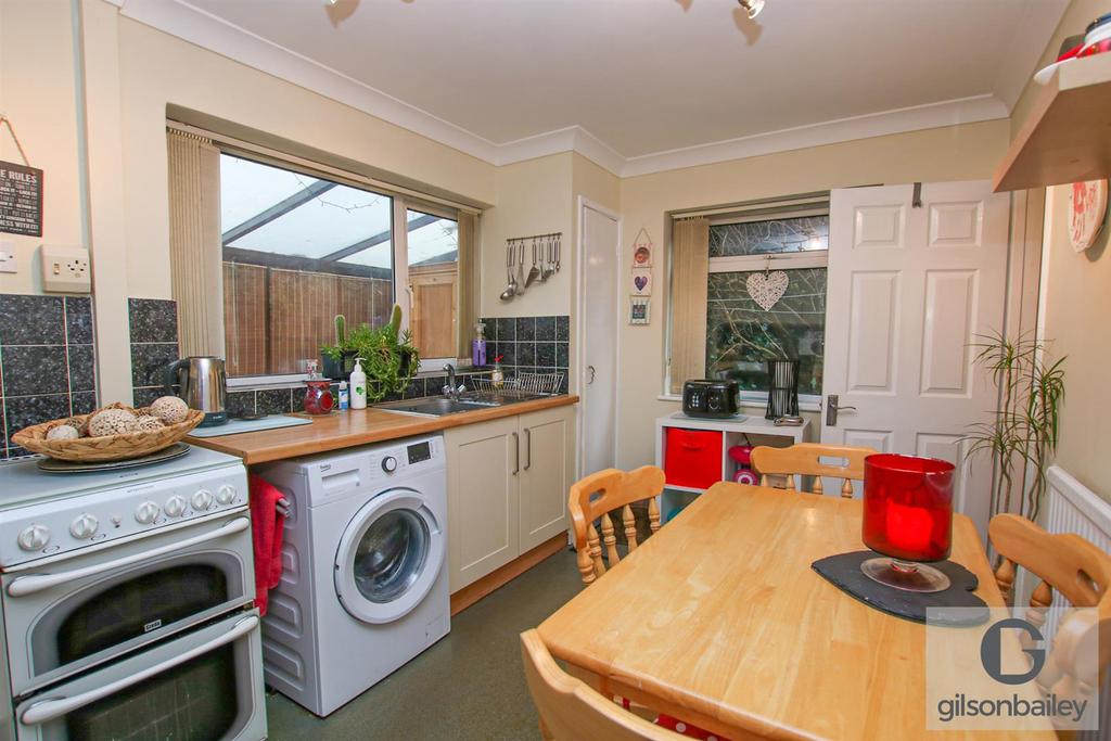 Violet Road, Norwich 2 bed semidetached house £240,000