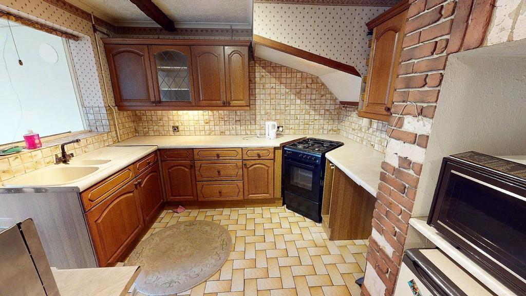 London Road, Grays 5 bed house £1,600 pcm (£369 pw)