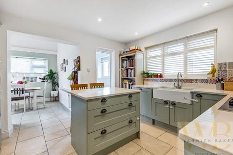 2 Ashlings Way, Shoreham-by-sea, BN43 6JT