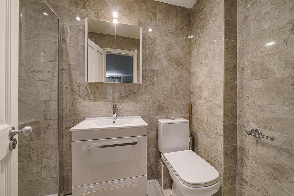 25 Linton Grove-3.JPG