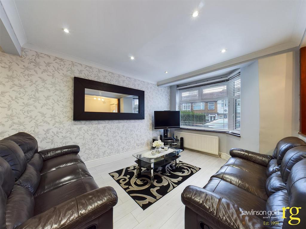 Athelstone Road, Harrow Weald 3 bed terraced house £530,000