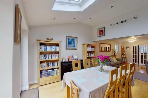 6 Littlestone Gate, Broughton, Milton Keynes, MK10 7DH