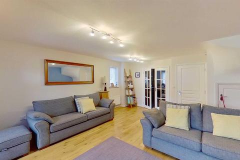6 Littlestone Gate, Broughton, Milton Keynes, MK10 7DH