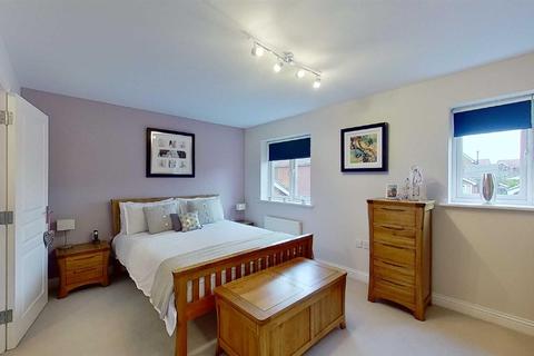 6 Littlestone Gate, Broughton, Milton Keynes, MK10 7DH