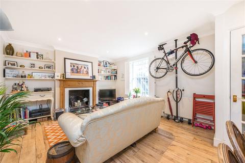 1 bedroom flat to rent, Battersea Bridge Road, London, SW11