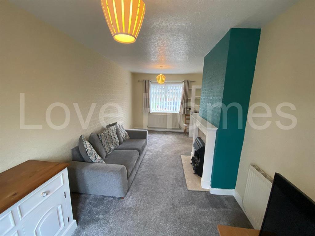 Hazelhurst Drive, Garstang, Preston 2 bed semidetached house £700