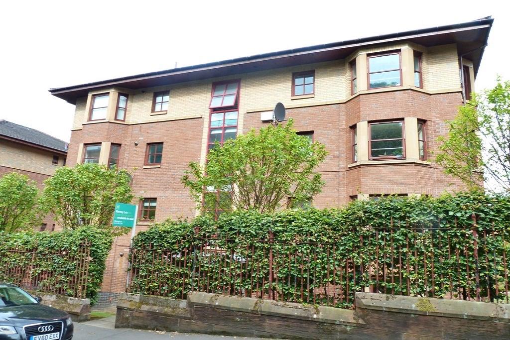 Oban Drive, North Kelvinside... 1 bed flat £750 pcm (£173 pw)