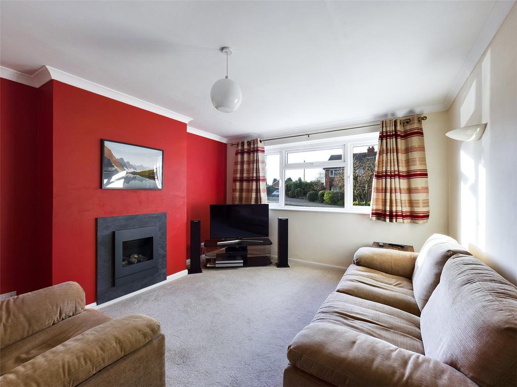 Brookfield Road, Hucclecote... 4 bed semidetached house £360,000