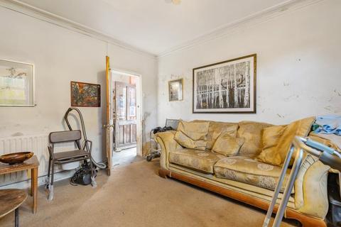 1 Hustlers Row, Leeds, LS6 4QH