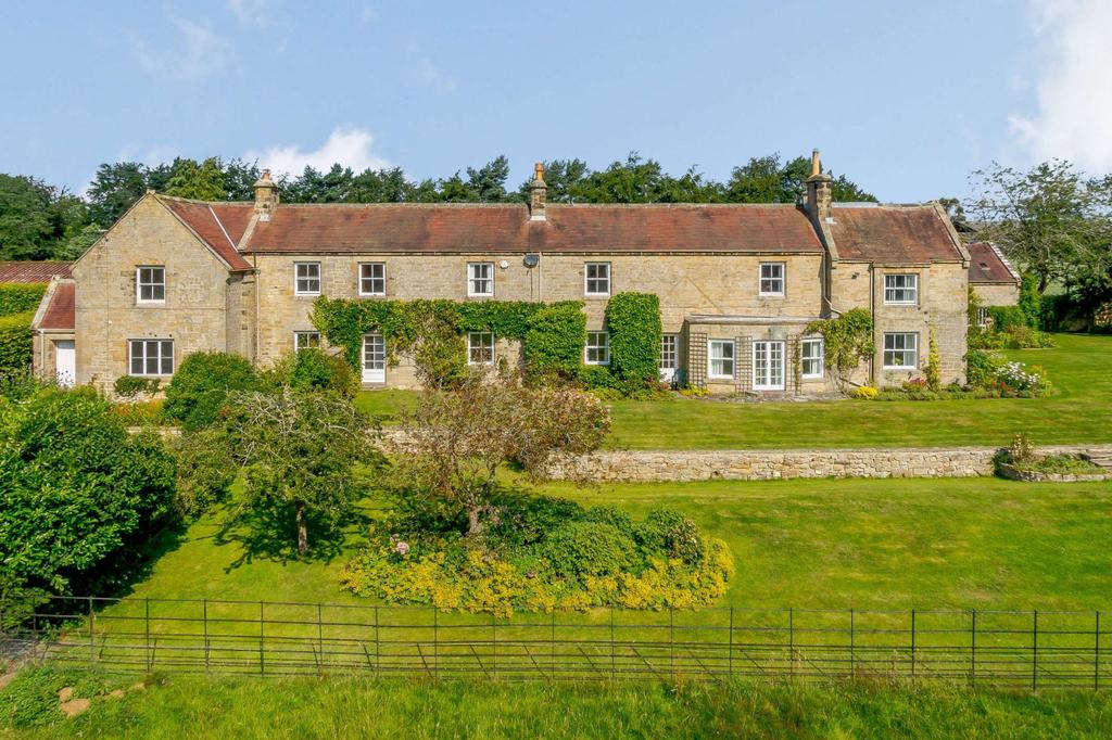 newton-stocksfield-northumberland-6-bed-house-1-640-000