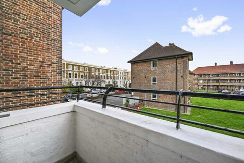 4 bedroom flat to rent, Horton House, Vauxhall, SW8