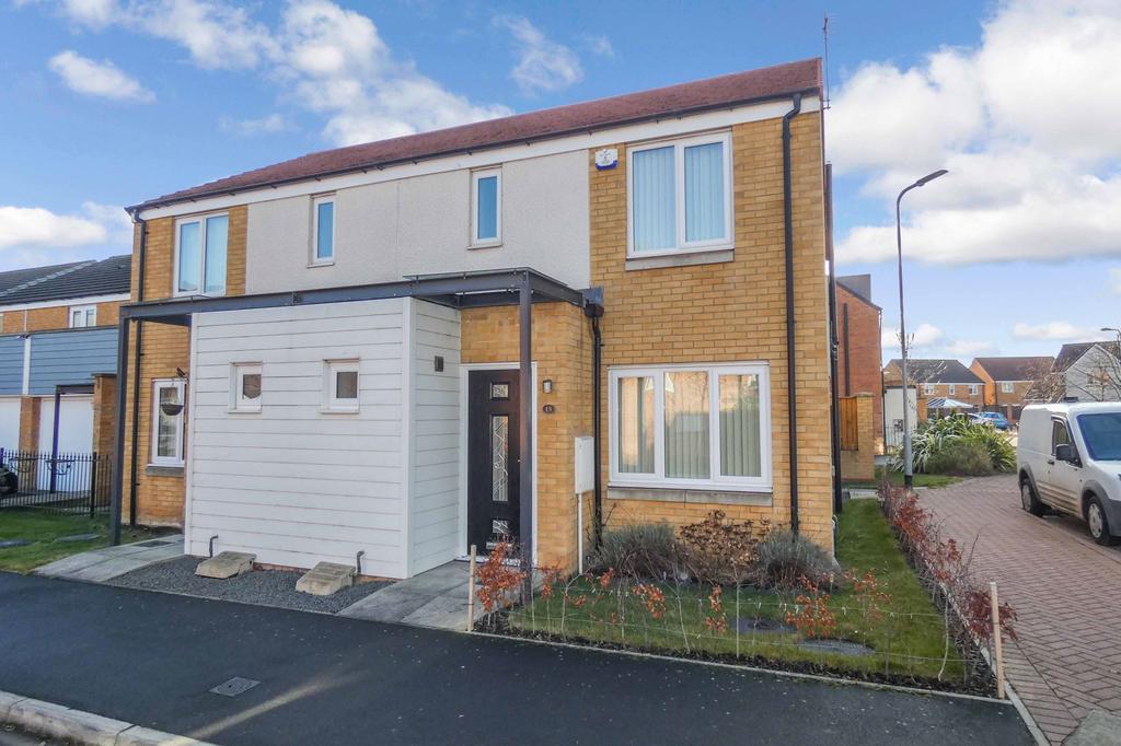Crimdon Beck Close, White Water Glade... 3 bed semidetached house £