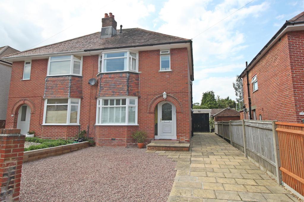 Archery Grove, Woolston, SO19 9FB 3 bed semidetached house for sale