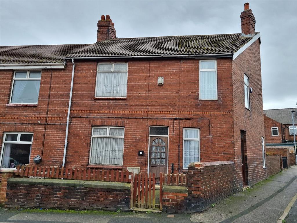 Kings Road, Cudworth, BARNSLEY, South... 3 bed terraced house £45,000
