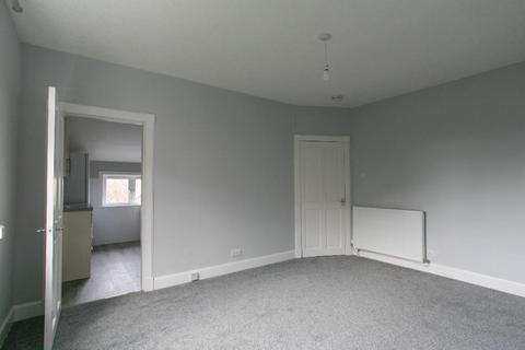 2 bedroom flat to rent, Dryden Gardens, Pilrig, Edinburgh, EH7