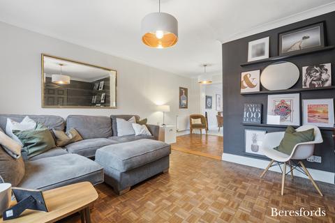 3 bedroom semi-detached house for sale, Long Ridings Avenue, Hutton, CM13
