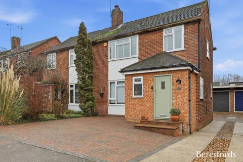 Long Ridings Avenue, Hutton, CM13
