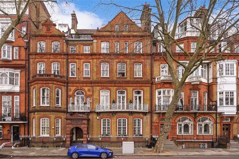 3 bedroom apartment to rent, Chelsea Embankment, London, SW3