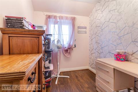 24 Twingates Close, Shaw, Oldham, OL2 8PU