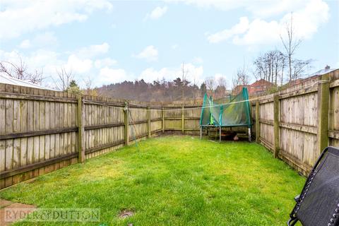 24 Twingates Close, Shaw, Oldham, OL2 8PU
