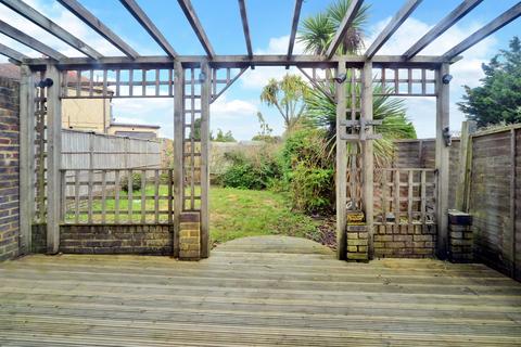 16 Sunbury Road, Cheam, Sutton, SM3 9AR