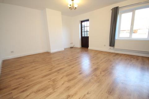 3 bedroom terraced house to rent, Old Mill Furlong, Winslow, MK18