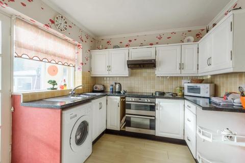 72 Ashfield Road, Carterton, OX18 3QZ