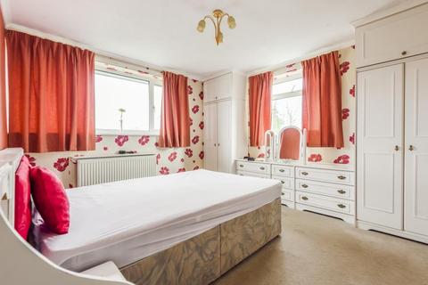 72 Ashfield Road, Carterton, OX18 3QZ