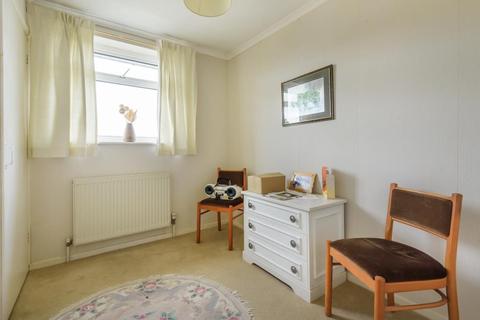 72 Ashfield Road, Carterton, OX18 3QZ