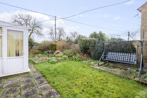 72 Ashfield Road, Carterton, OX18 3QZ