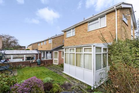 72 Ashfield Road, Carterton, OX18 3QZ