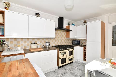3 Copperhouse Road, Rochester, ME2 2TQ