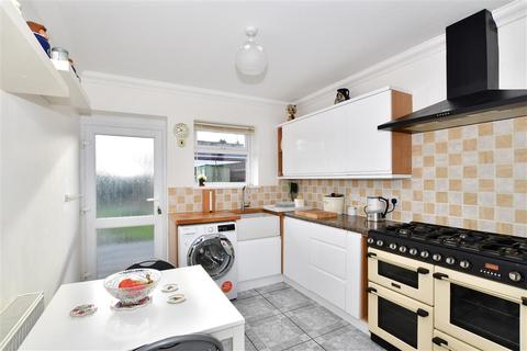 3 Copperhouse Road, Rochester, ME2 2TQ