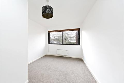 2 Ryde Place, Twickenham, TW1 2EH