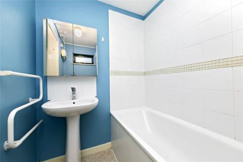 2 Ryde Place, Twickenham, TW1 2EH