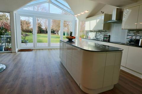 24 Tithby Road, Bingham, Nottingham, NG13 8GN