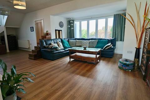 24 Tithby Road, Bingham, Nottingham, NG13 8GN