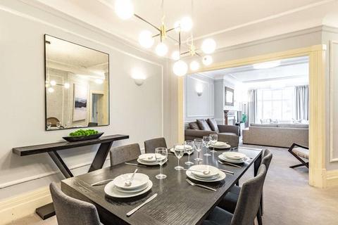 6 bedroom apartment to rent, Strathmore Court, Park Road, St John's Wood, London, NW8