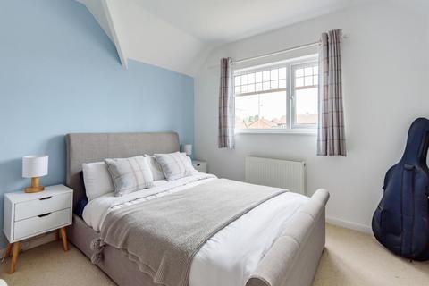 112 Caldecott Road, Abingdon, OX14 5HD