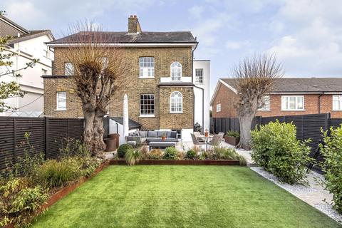 51 Clarence Road, Bromley, BR1 2DD