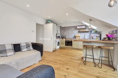 Flat C, 24 Ringstead Road, London, SE6 2BP