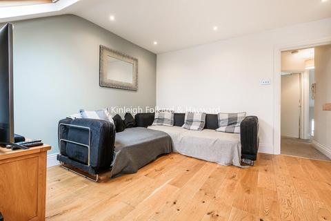 Flat C, 24 Ringstead Road, London, SE6 2BP