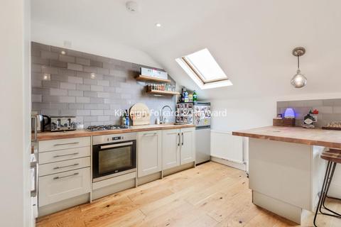 Flat C, 24 Ringstead Road, London, SE6 2BP