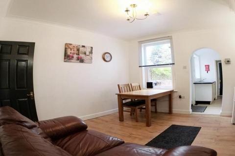 1 bedroom in a house share to rent, Kirkby Street, Lincoln, Lincolnsire, LN5 7TU