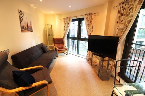 2 bedroom apartment to rent, 14 The Habitat