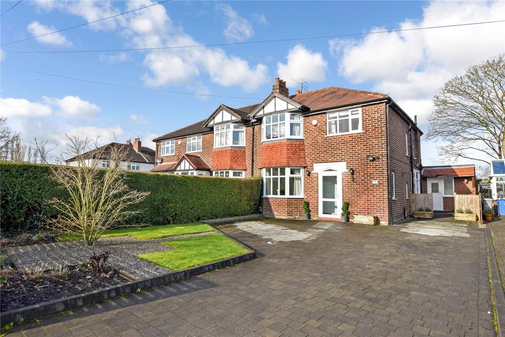 Wilford Avenue, Sale, M33 4 bed semidetached house £625,000