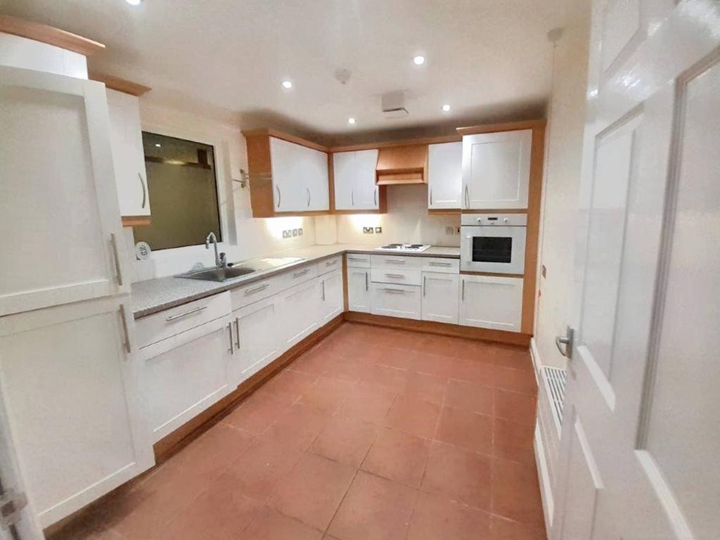 Fitted Kitchen