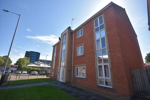 2 bedroom flat to rent, Clayburn Street, Hulme, Manchester. M15 5EA.
